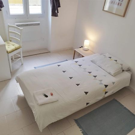 Private Room In Shared Apartment In The Center Of Nizza Kültér fotó