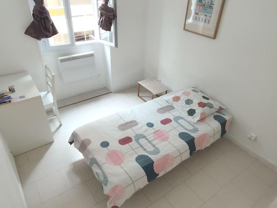 Private Room In Shared Apartment In The Center Of Nizza Kültér fotó